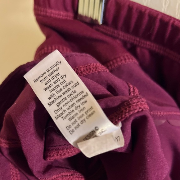 Athleta Home Run Shorts in Raspberry - Picture 9 of 9